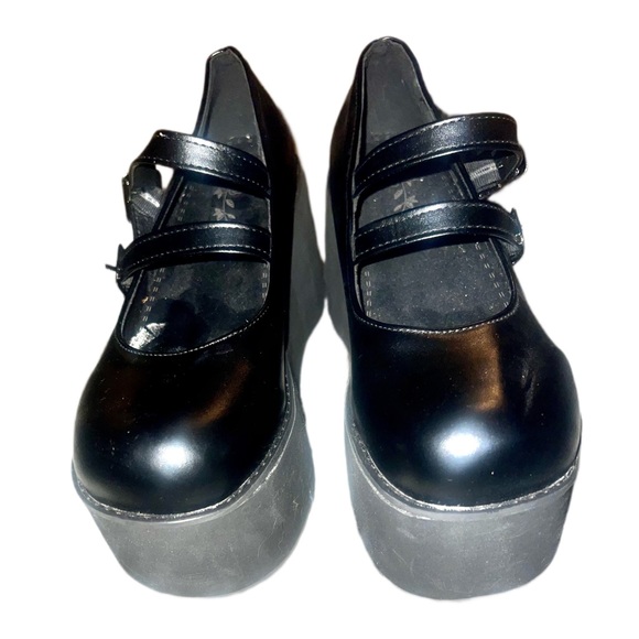 Delia’s x Dolls kill New Black Double Strap Mary Jane Platforms - Picture 6 of 11